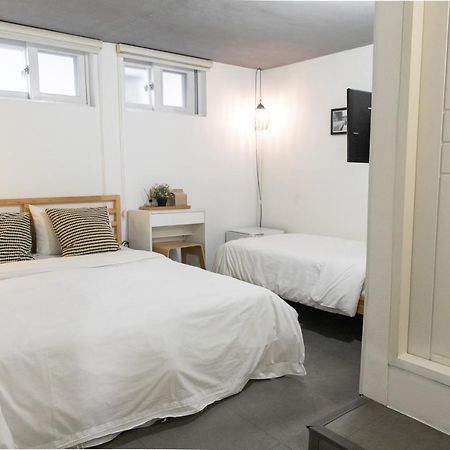 Queen House Hongdae Seoul Luaran gambar